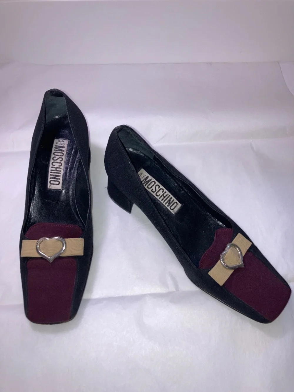 Moschino S6 Low Block Heel w Sq Toe, Silver Heart Detail MultiColor Fabric Pumps